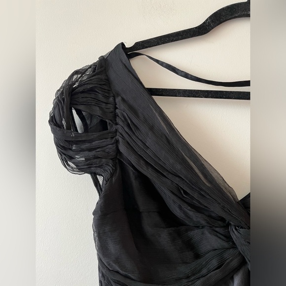 BEBE Black Silk Blouse Size Small - Picture 3 of 9